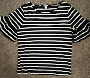 EUC WOMENS XS J CREW BLACK/WHITE STRIPE RUFFLED SLEEVE TOP - Picture 1 of 7