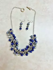 Blue and Silver Cluster Necklace and matching earrings togle closure - Picture 1 of 3