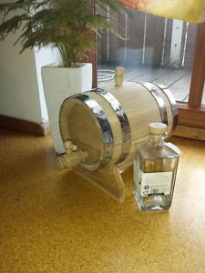 Botte per vino botte di rovere 5 l litri con rubinetto di legno o rubinetto in ottone. - Foto 1 di 11