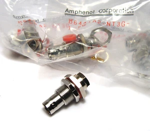 4x BNC Buchse Amphenol B6441A2-NT3G-1-50, Sechskant-Flansch, 4 GHz, 50 Ohm, NOS - Picture 1 of 4