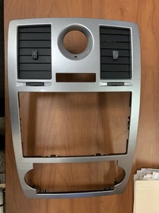 2005-07 chrysler 300 instrument panel bezel 1AQ45AAAAA - Picture 1 of 2