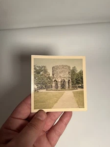 De colección 3,5” Foto Torre Newport RI Antiguo Molino de Piedra Molino de Viento Difícil de Encontrar Papel Amatuer Kodak - Imagen 1 de 2