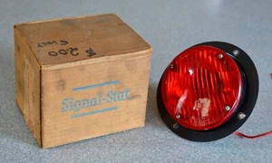 VINTAGE SIGNAL-STAT 7SR ROTE SIGNALLAMPE/6 VOLT mit Winkelflansch und Box - Bild 1 von 5