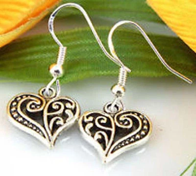 Bonitos Nuevos Pendientes Colgantes Gancho Dije Corazón Tallado Oxidado Plata Tibetana  Foto 1 de 3