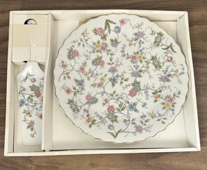 Andrea by Sadek Corona Fine China Floral Cake Plate Matching Server Japan 10" - Picture 1 of 4