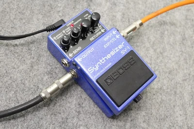 Pedal de guitarra sintetizador Boss SY-1 casi como nuevo Foto 1 de 4