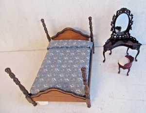 Wooden House Dollhouse Furniture Bedroom & Vanity Lot Bundle - Picture 1 of 2
