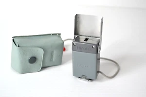 Minolta Baby BC-III Subminiature Bulb Flash With Original Case - Picture 1 of 2