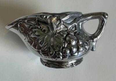 Arthur Court Creamer Aluminum, Grape Pattern 2001 - Изображение 1 из 4