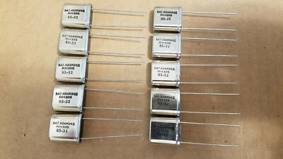 XTAL 547.824 KHz Lot of (10) Crystal Oscillators NEW RARE VINTAGE Ham Military - Image 1 of 3