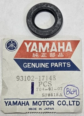 1 NOS Genuine Yamaha SR500 TT500 XT500 XT550 Oil 17x28x6 Seal OEM 93102-17148 - Image 1 of 3