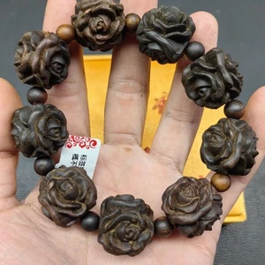 Geschnitzte dreiseitige Rosen Stil Perlen altes Qinan Agarholz Armband - Bild 1 von 6