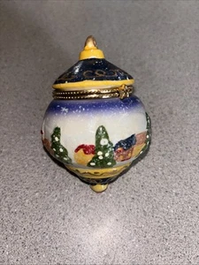 Vintage Limoges Trinket Box Christmas Ornament Houses Stars Trees Hinged Case - Picture 1 of 5