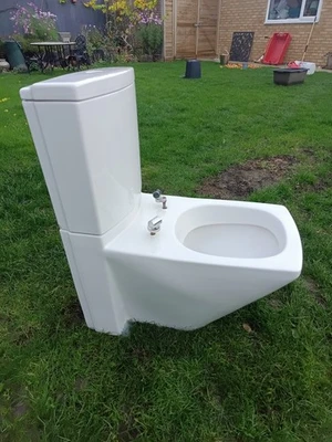 Kohler toilet - Image 1 of 4