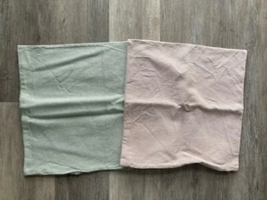 2 Kissenbezüge, H&M, rosa & grün, 50x50cm - Bild 1 von 5