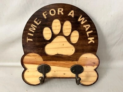 Держатель поводка для собаки ВРЕМЯ ДЛЯ ПРОГУЛКИ деревенский художественный дизайн изготовленный деревянный настенный - Изображение 1 из 4