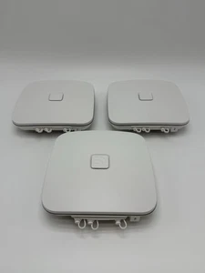 Lote de 3 - Datto AP440 2x2 WiFi 6 Punto de Acceso con Soportes de Montaje - Imagen 1 de 5