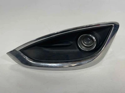 Fits 2017 - 2020 CHRYSLER PACIFICA Front LH Driver Fog Light w Bezel OEM - Image 1 of 4