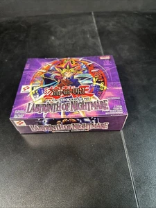 Yu Gi Oh "Labirinto dell'Incubo" scatola vuota senza carte da collezione - Foto 1 di 5