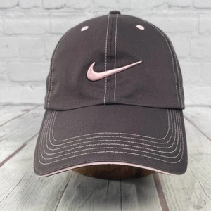 Nike Golf Womems Gray with Pink Swoosh cap hat Embroidered Lightweight Outdoors - Picture 1 of 9