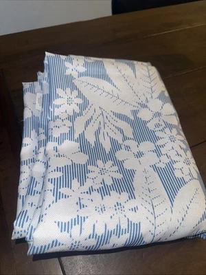 Mantel Tommy Bahama Tropical Tela Azul y Blanco Interior y Exterior 60 x 84  Foto 1 de 4