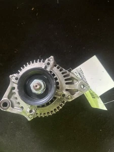 Alternator TOYOTA COROLLA 84 85 86 87 - Picture 1 of 4