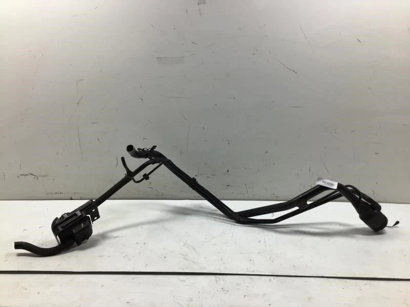 2007 TOYOTA SIENNA VAPOR CANISTER FILTER OEM+ - Image 1 of 4