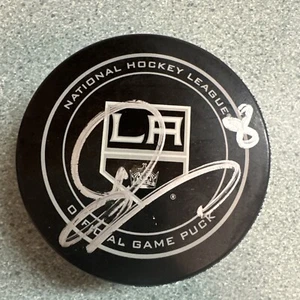 Drew Doughty Signed 8 Official NHL Puck Los Angeles Kings - Picture 1 of 7