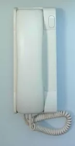 Estación de auricular de apartamento Mircom IS-92BZ (DIFÍCIL DE ENCONTRAR) - Imagen 1 de 3