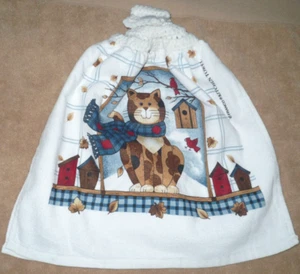 1 Crochet Top Hanging Kitchen Towel Cat on a Windy Day, Full white yarn - Picture 1 of 1