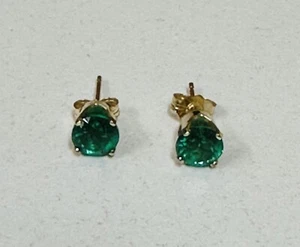 Pair of 14K Yellow Gold Cultured Emerald Stud Earrings 2 Grams - Picture 1 of 9