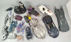 Lot 9 VEHICULES BATMOBILE Batman + 1 Batsignal DC COMICS Jouet 90's F32 - Picture 1 of 24