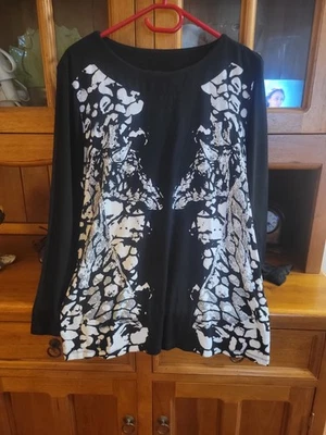 Tres Belle Long Sleeve T Shirt  Size 16 - image 1 of 3