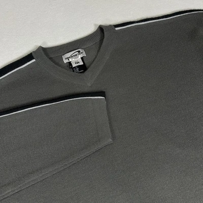 Suéter de esquí Ian gris medio de colección Obermeyer para hombre retro a rayas mezcla de lana cuello en V Foto 1 de 4