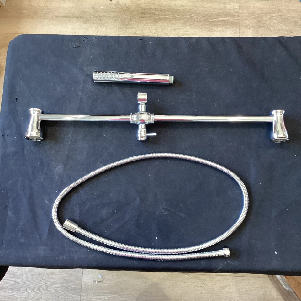 Delta Ducha de Mano con Soporte de Manguera Cromo Pulido 55085 U1 Foto 1 de 4