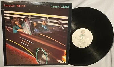 LP BONNIE RAITT Green Light (ORIG Vinyl, CANADA, XBS 3630) NM/NM - Image 1 of 4