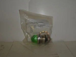 DIALIGHT 5563205304 NEW IN BOX - Picture 1 of 1
