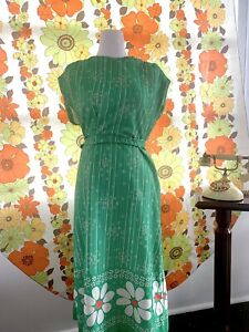Vintage 60s Retro Flower Power Daisy Green Dress Size 8 Medium