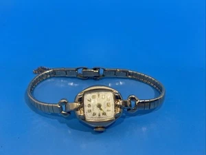 ELGIN VINTAGE  10K GOLD FILLED LADIES WATCH 17 JEWEL WATCH Tested - Picture 1 of 6