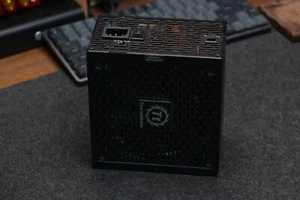Fuente de alimentación Thermaltake Toughpower Grand RGB 850W 80+ Platinum - Sin cables - Imagen 1 de 7
