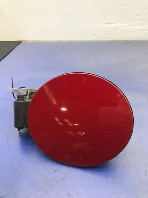 2017-2020 JAGUAR XE OEM FUEL TANK FILLER DOOR GX7327936 - Imagem 1 de 4