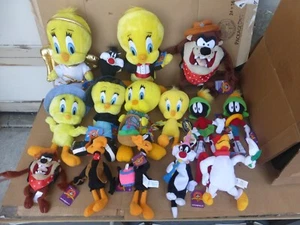 Vintage LOT of Looney Tunes Characters Tweety Sylvester Plush Toys 14 Total NOS - Picture 1 of 12