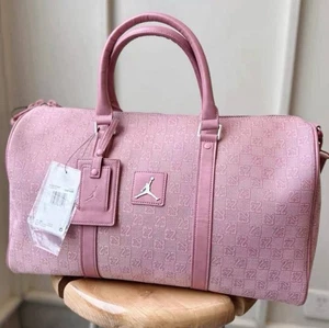 Jordan Monogram Duffle Bag Pink Neu - Bild 1 von 4
