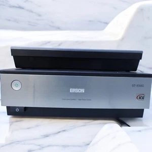 Epson GT-X980 6400dpi Color Film Photo Scanner Digital ICE USB A4 Tested Japan - Picture 1 of 4