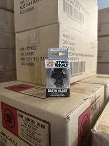 ¡FUNKO POP! Llavero de Star Wars Darth Vader - Imagen 1 de 10