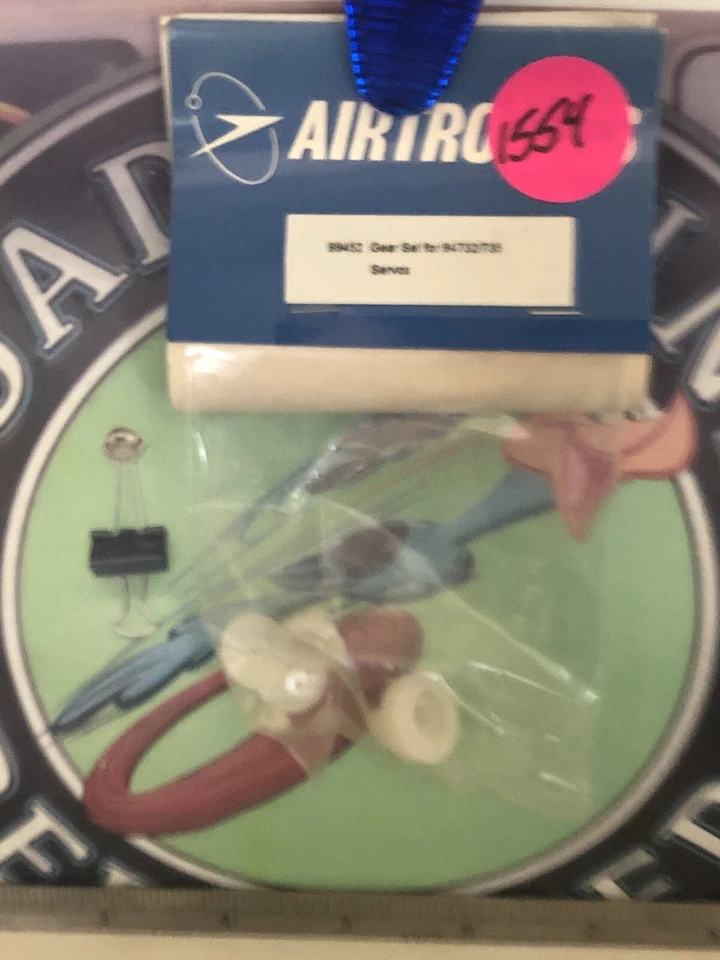 Vintage RC Airtronics Sanwa 99445 Servo Gear Set for 94631 94635