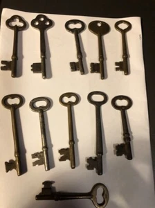 11 ANTIKE SKELETT SCHLÜSSEL TOP ZUSTAND - Bild 1 von 4