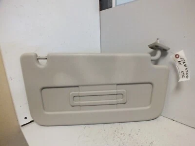 12 13 14 15 16 17 18 19 20 21 2017 NISSAN NV 3500 PASSENGER RIGHT SUNVISOR #556 - Image 1 of 4