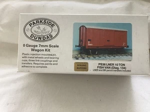 PARKSIDE DUNDAS O GAUGE PS36 LNER 10 TON FISH VAN / WAGON UNBUILT KIT - Picture 1 of 3