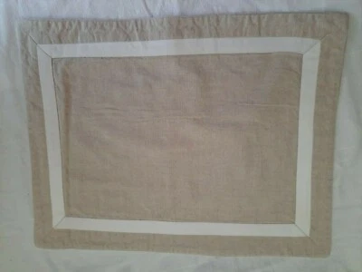 Beautiful Crate and Barrel Set 4 Dover Placemats 14 X 18 Natural Linen & Cotton  - Image 1 of 4